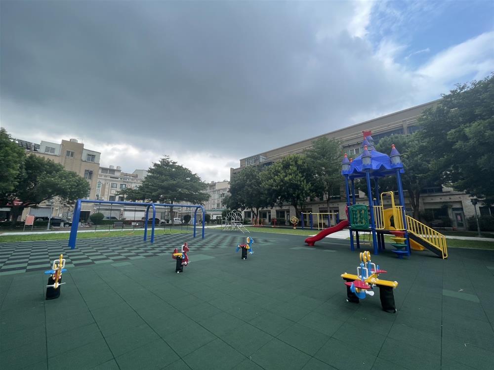 孟春兒童公園